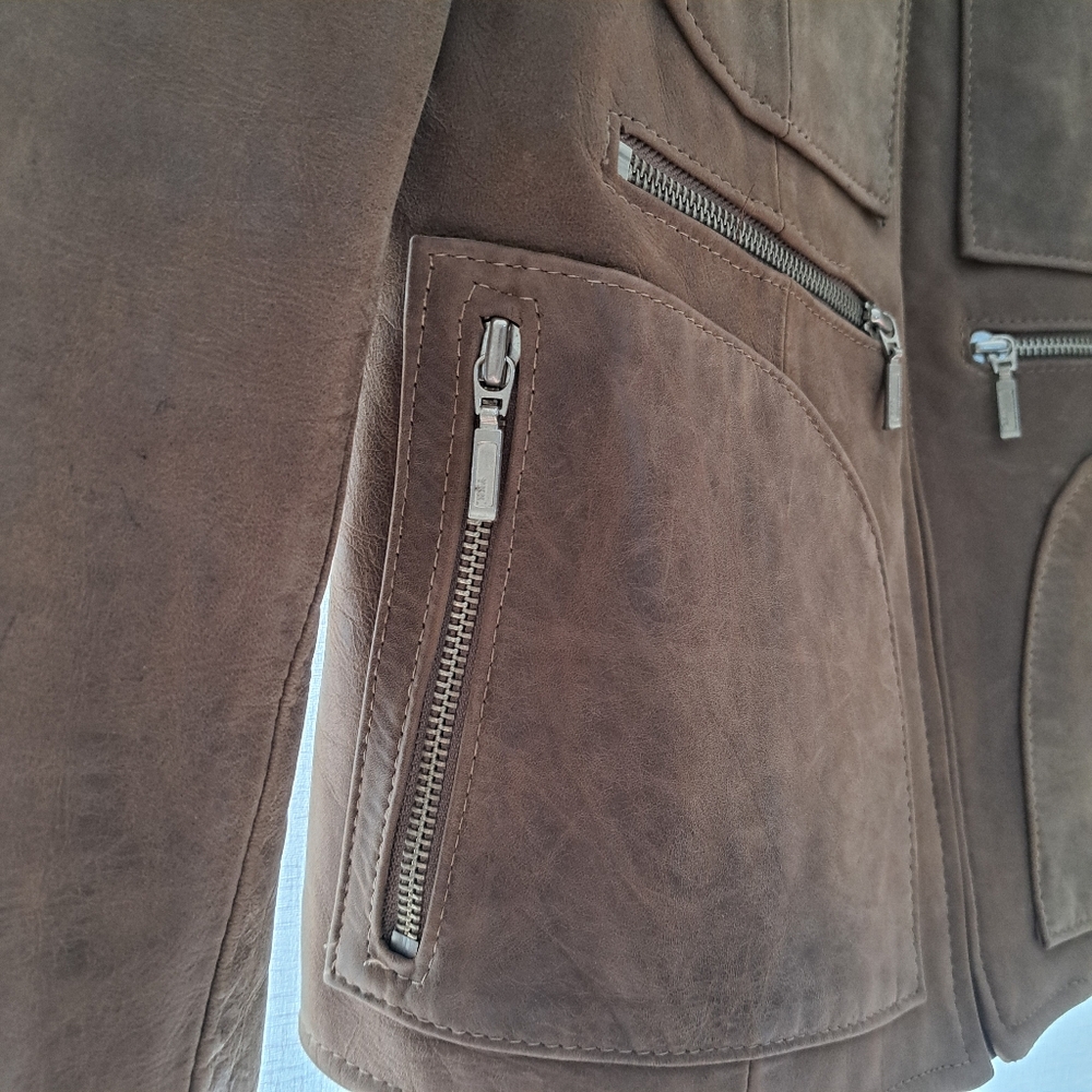 Like new Leather jacket - Picture 8 of 12